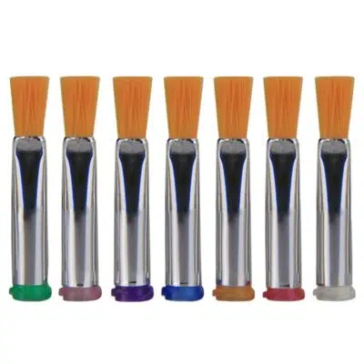 brush dispensing tips acting